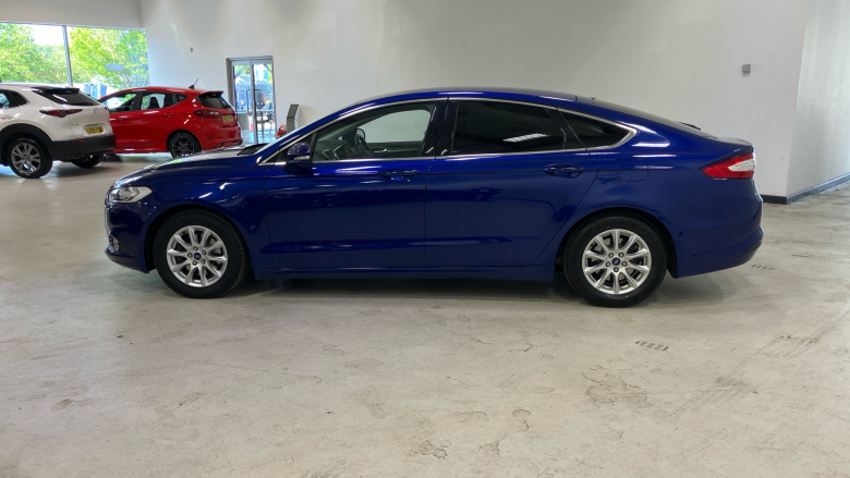 Ford Mondeo 2.0 TDCi ECOnetic Zetec 5dr Diesel Hatchback
